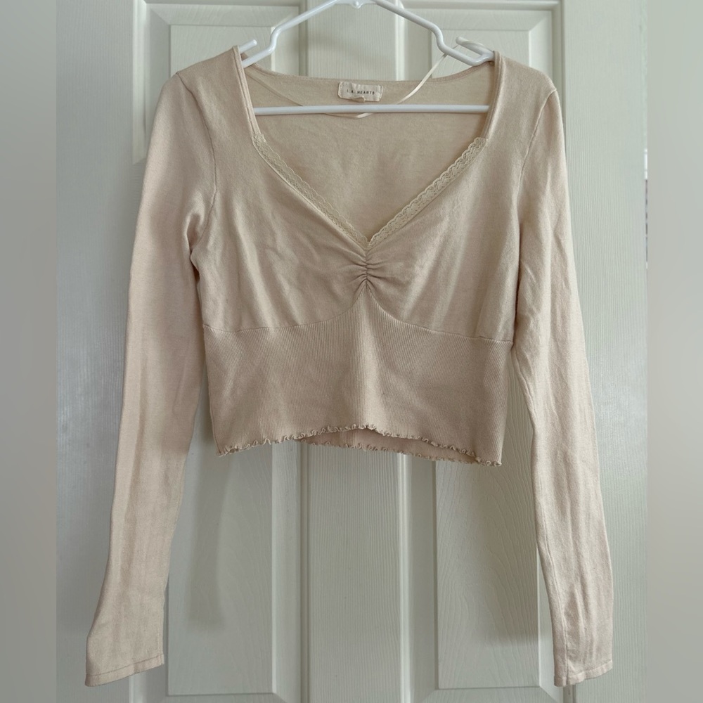 Lace trim cinch long sleeve